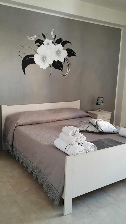 Casa Vacanze Il Glicine 1 Lejlighed Pachino Eksteriør billede